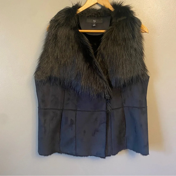 Rachel Zoe RLZ Faux Fur Black Vest size Medium - Picture 1 of 11